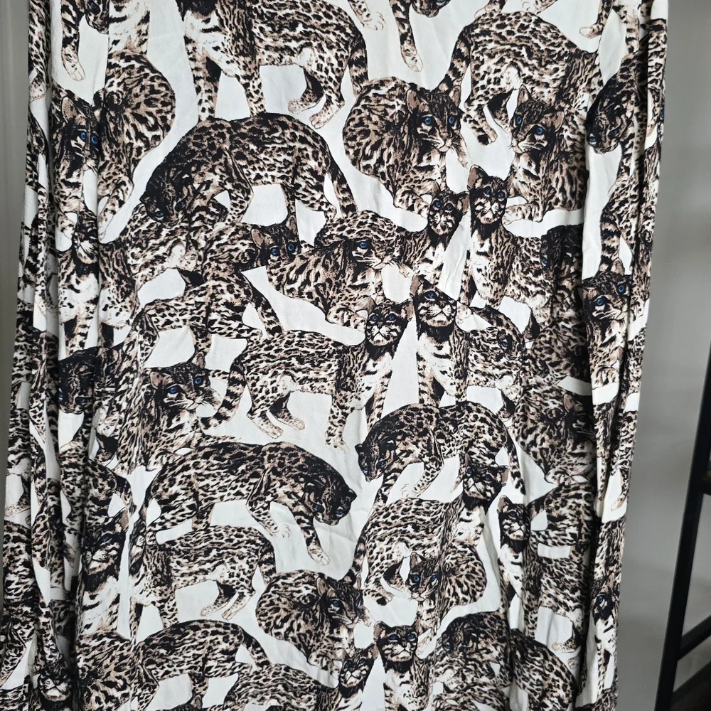 H&M Bengal Cat Print Novelty Dress Long Sleeve Animal Print EU 40 US 10 - Picture 4 of 16